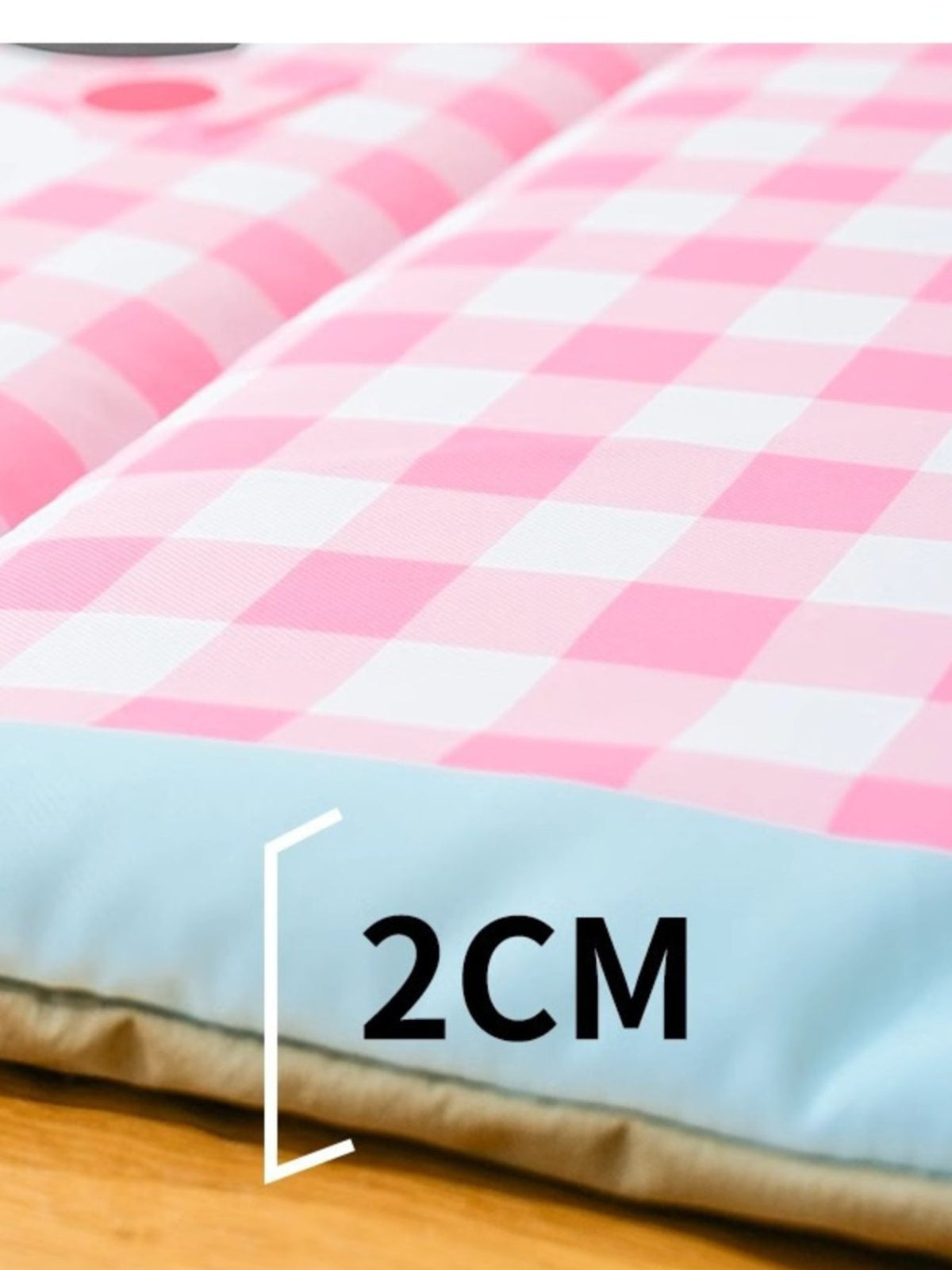 29b3a56a-48e9-4508-bf69-ac45b6fc9bd4-Max Plaid Pet Mat
