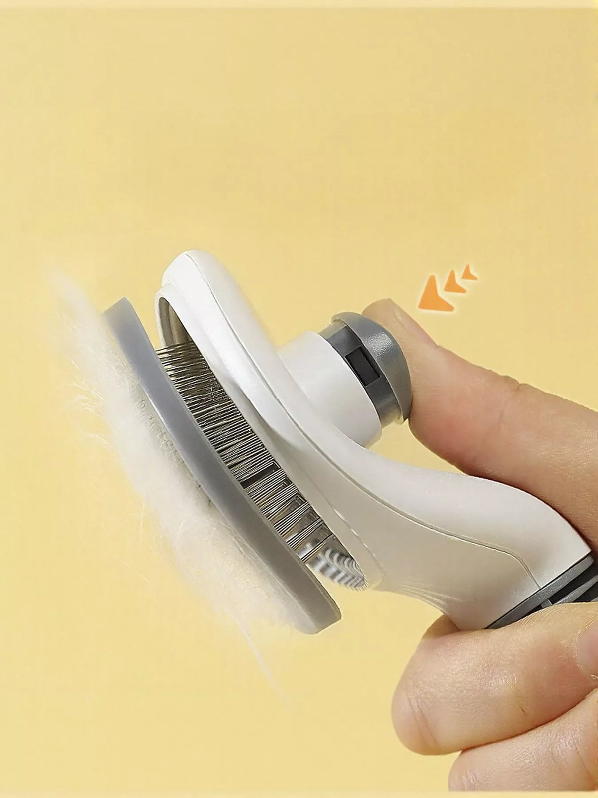 3ca1be6b-2871-4bae-8dc2-d9f9b766876b-Max-Origin self-cleaning pet hair remover brush