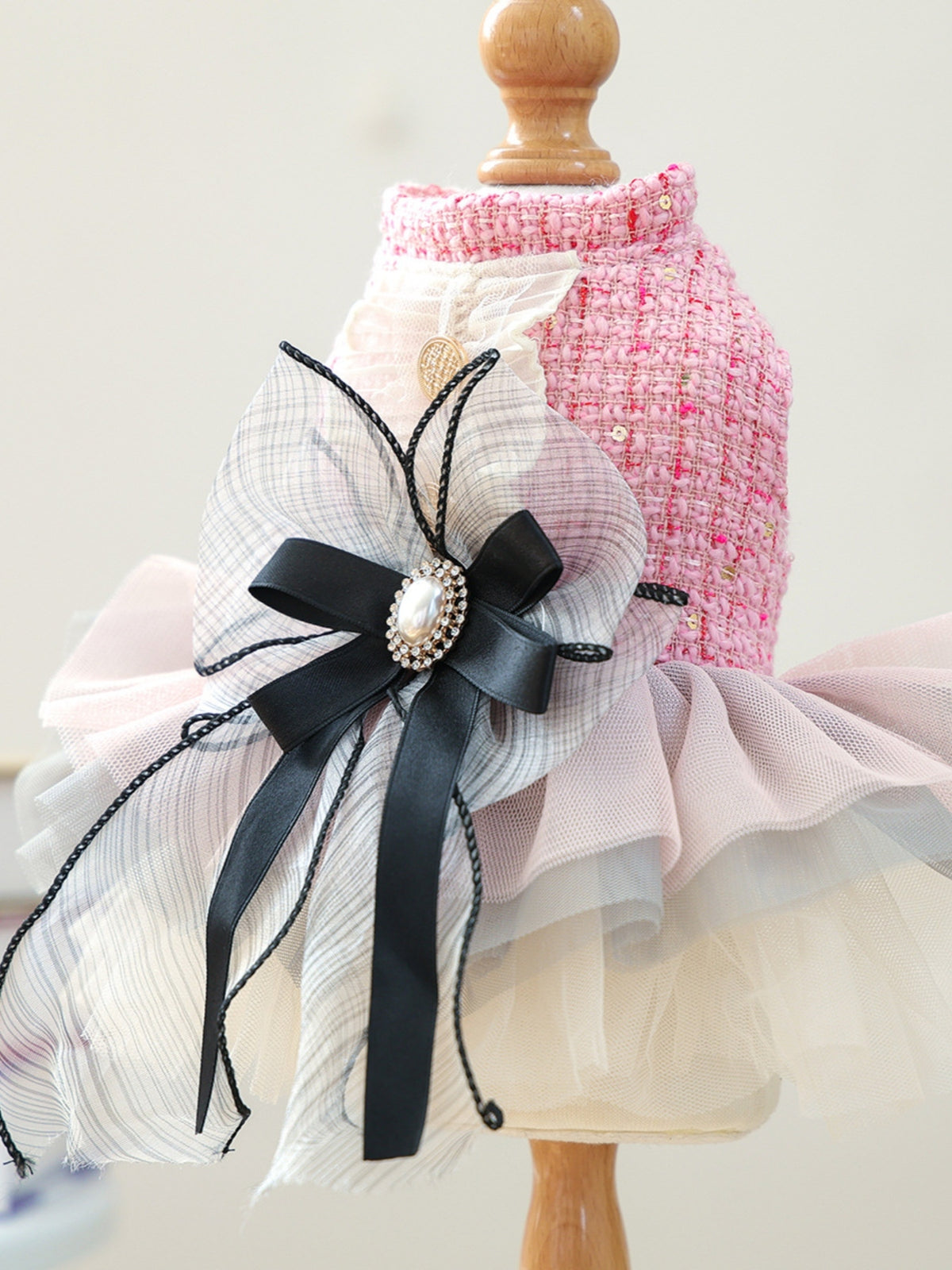 6e555a03-c0fe-403b-ab22-a64c6e0c4235-Max Pet Dress 
