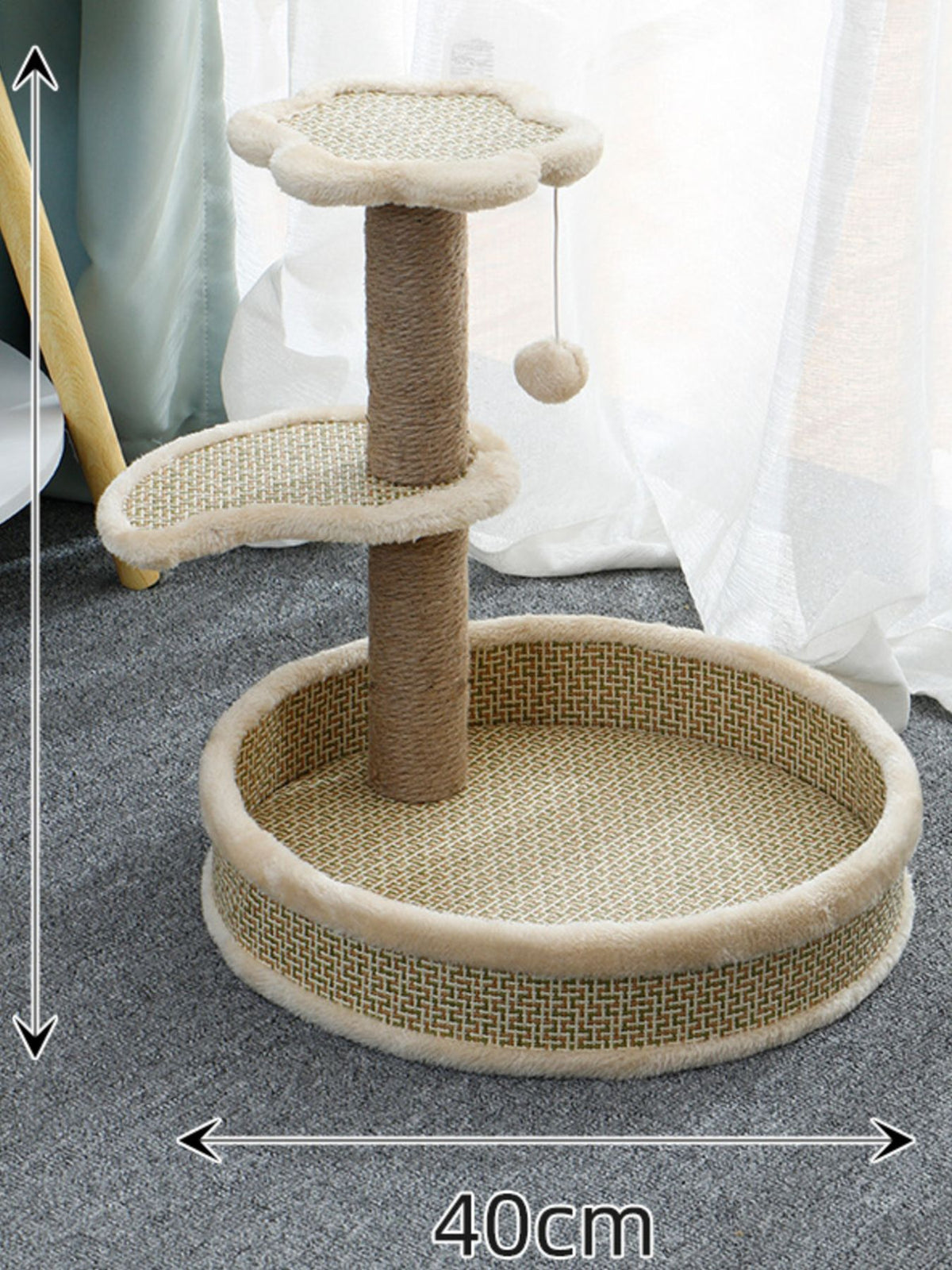 789f4429-0b84-4ed1-8cc1-40268d88a050-Max Cat Scratching