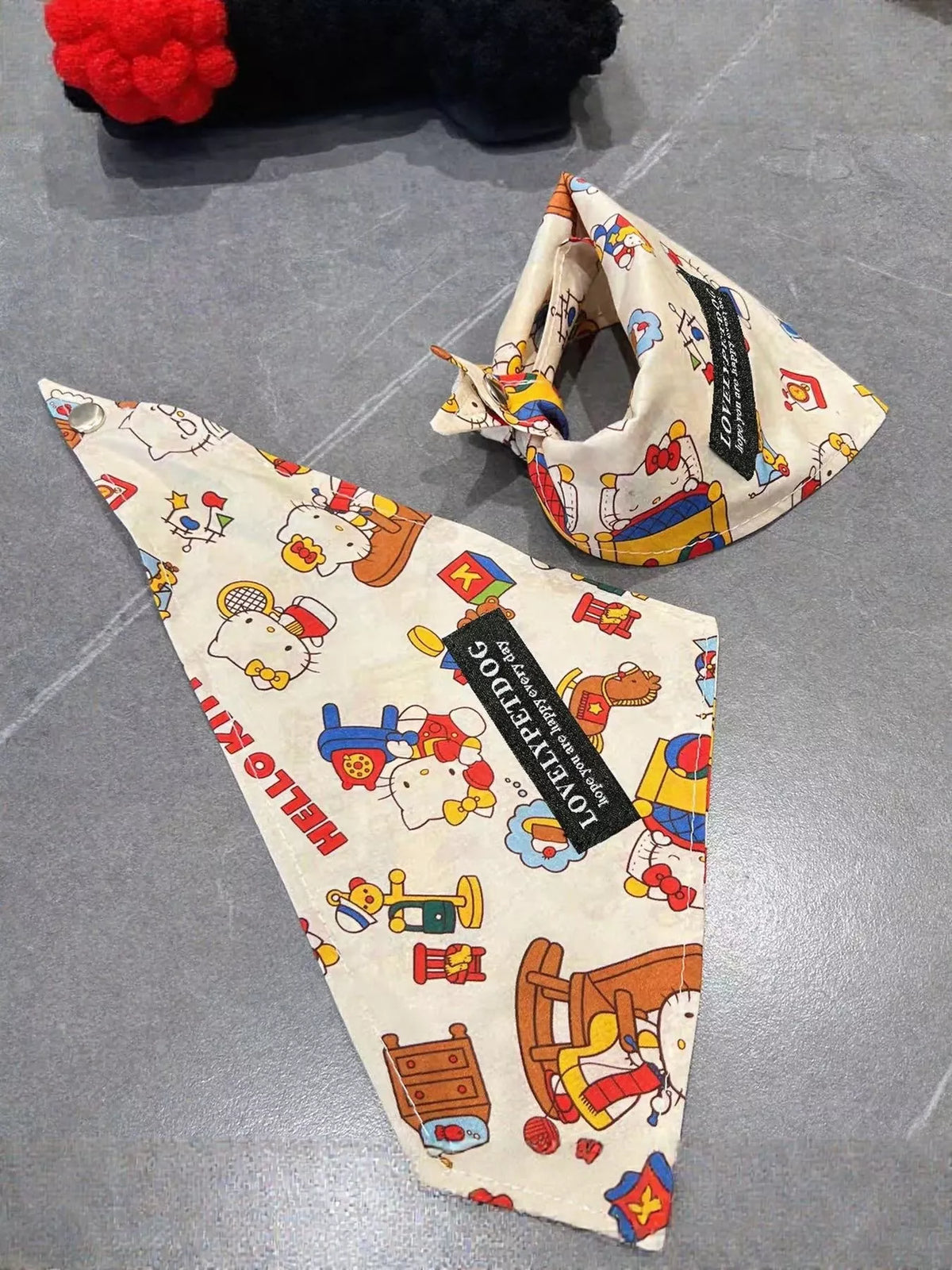 bca1b4f5bc644fa3a4ebe06be09aa9db-Max-Origin Pet Scarf