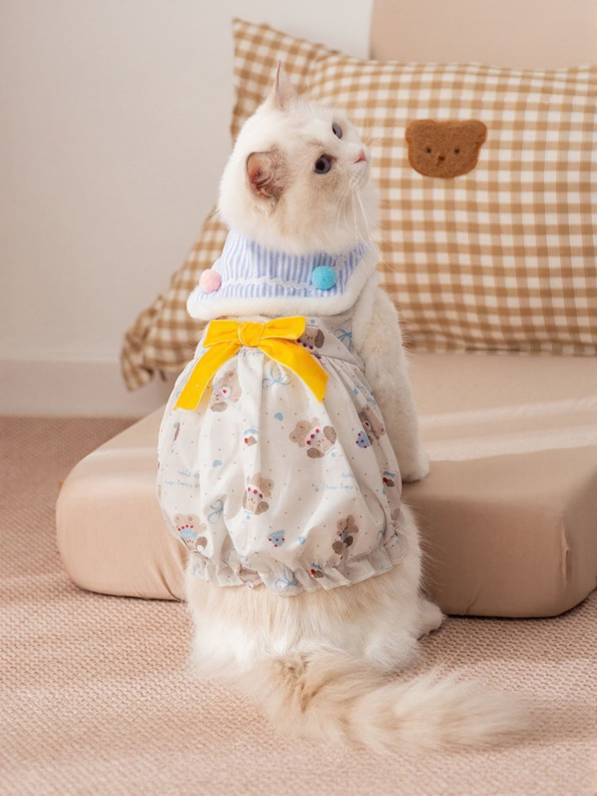 bfb4a181-537f-4783-861a-a76ffd05f36c-Max Pet Dress